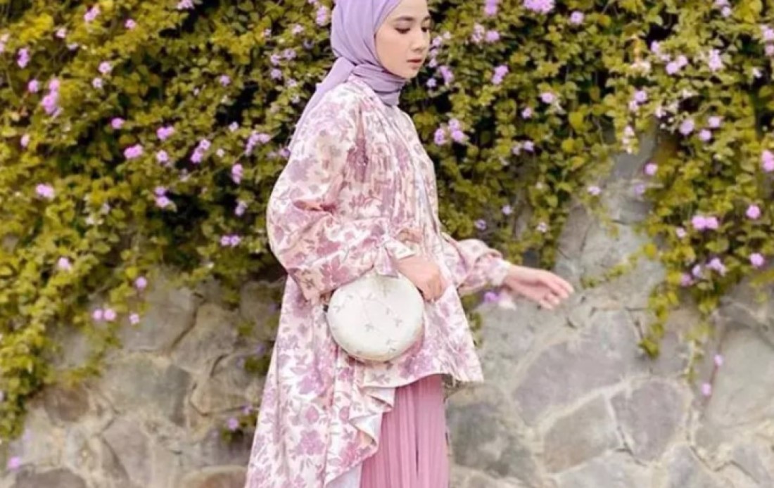 Tren Fashion Ramadan 2024: Rekomendasi Warna Hijab yang Bikin Kulit Wajah Tambah Cerah, Cocok Dipakai Bukber