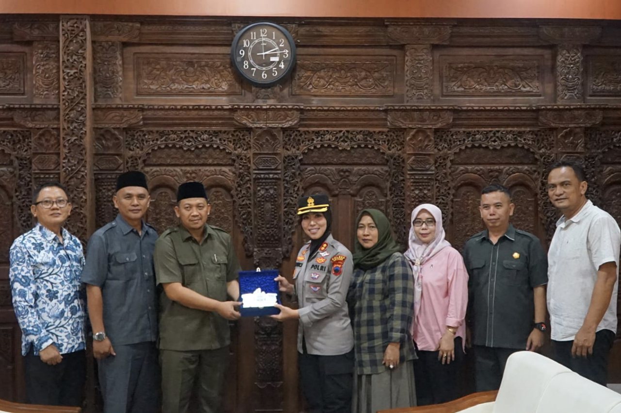Silaturahmi ke Pimpinan DPRD, Kapolres Batang Tegaskan Komitmen Pelayanan Masyarakat