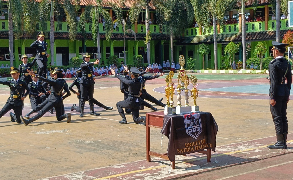 SMAN 2 Batang Gelar Demo Ekskul, Puluhan Siswa Baru Antusias Pilih Kegiatan Pengembangan Diri