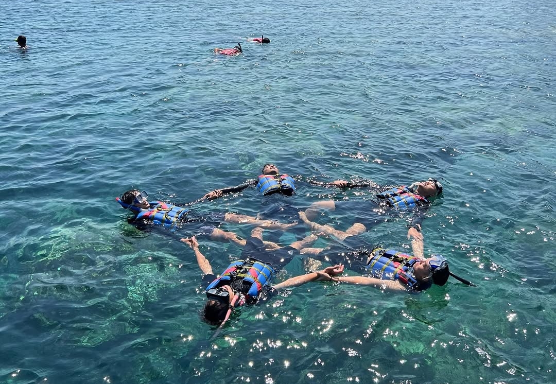 Nikmati Liburan Panjang Bersama Keluarga di 5 Pantai Jepara yang Lagi Hits dan Instagramable, Tiketnya Murah