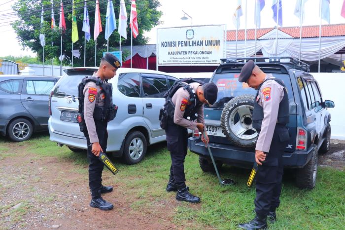 113 Personel Disiagakan di KPU Kabupaten Pekalongan, Amankan Rekapitulasi Tingkat Kabupaten Pilkada 2024