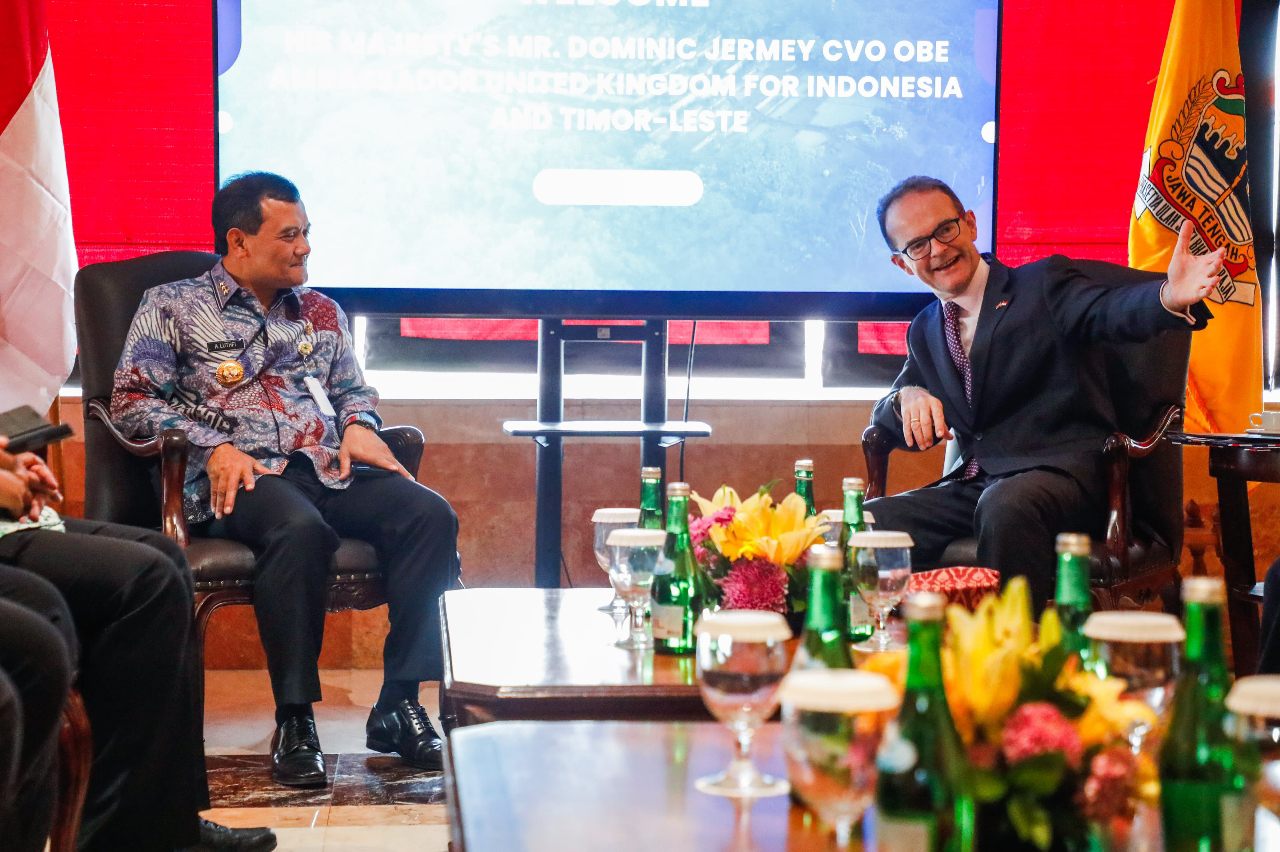 Bertemu Ahmad Luthfi, Duta Besar Inggris Jajaki Investasi Pengolahan Sampah Hingga Keamanan Siber