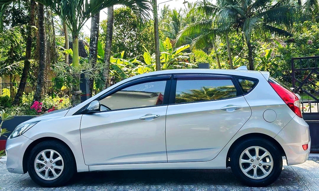 Bapak-Bapak Merapat Inilah Mobil Sedan Tua Irit dan Murah Perawatan, Gak Bikin Kantong Jebol!