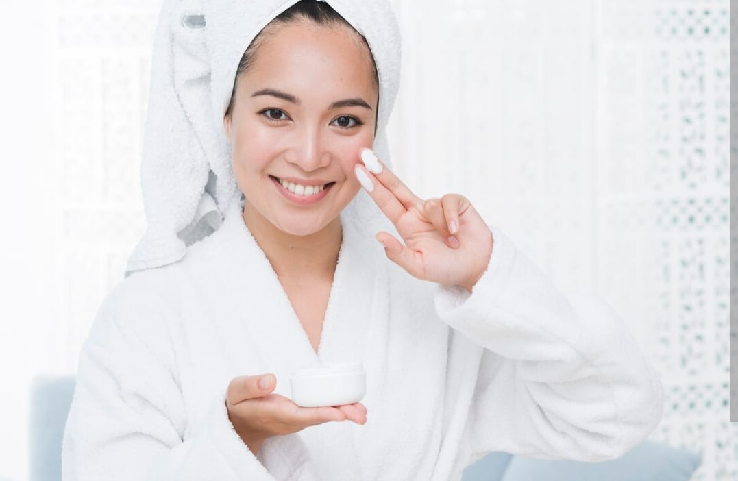 Sunscreen yang Mengandung Kolagen Terbaik, Bagus untuk Meremajakan Sel Kulit agar Awet Muda