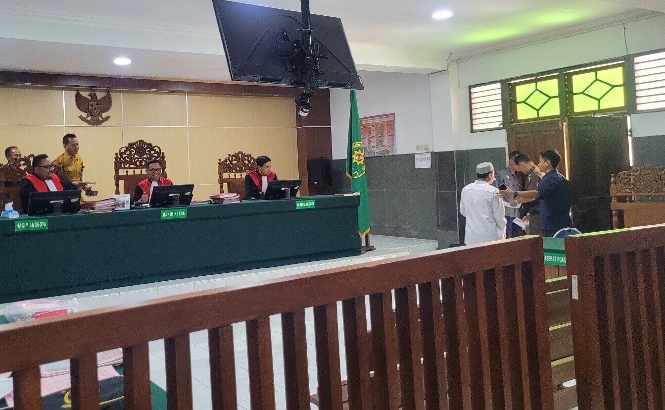 Sidang Pemalsuan Merek Cardinal di Pekalongan: Dua Pengusaha Konveksi Divonis 1,5 Tahun dan Denda Rp50 Juta