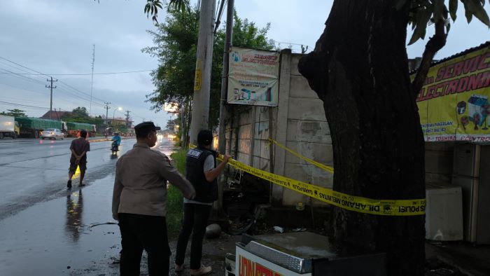 Warga Kauman Wiradesa Tewas Tersengat Listrik Tiang PJU