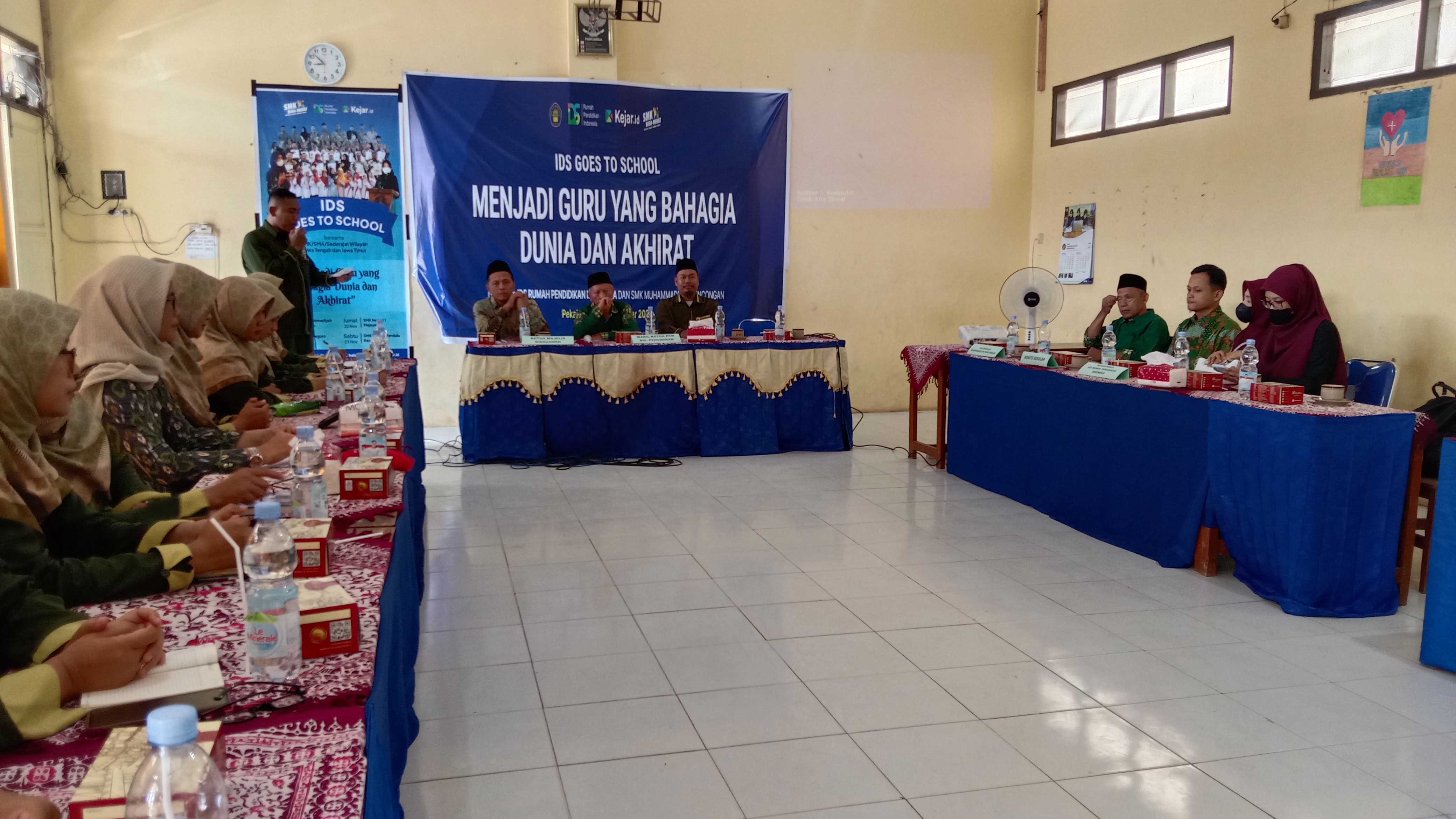 Satu-satunya di Jawa Tengah, SMK Muhammadiyah Pencongan Disambangi IDS Go to School 