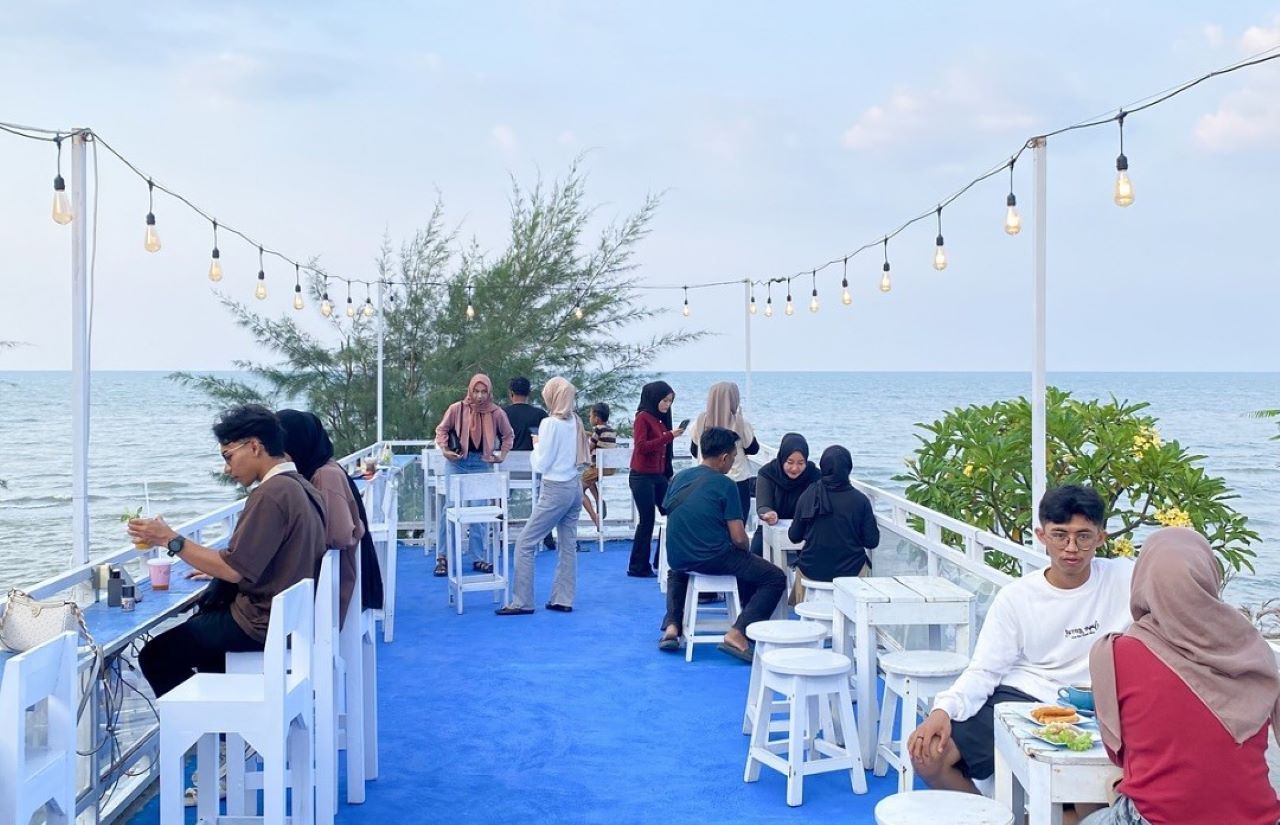 4 Tempat Nongkrong di Batang Jawa Tengah, Bonus View yang Memanjakan Mata!