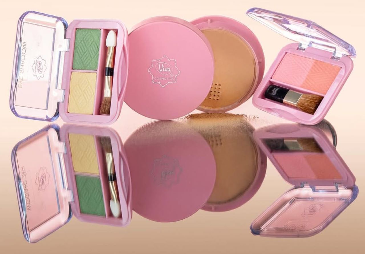 3 Rekomendasi Bedak Viva Terbaru yang Cocok untuk Usia 40 Tahun ke Atas