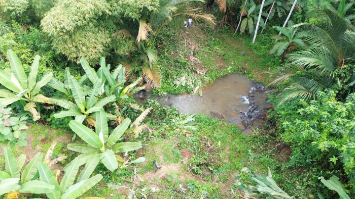 Kodim 0710 Pekalongan Bangun Jembatan Gantung Garuda di Desa Sawangan Doro