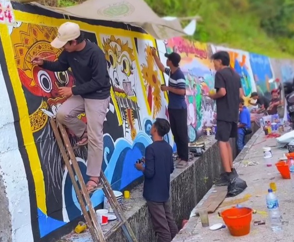 35 Seniman Ikut Ramaikan Sibelis Wall Mural Competition Paninggaran