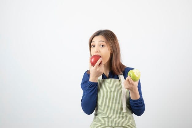 Sudahkah Memasukkan Apel ke Menu Diet? Ini 7 Alasan Apel Bisa Bantu Turunkan Berat Badan