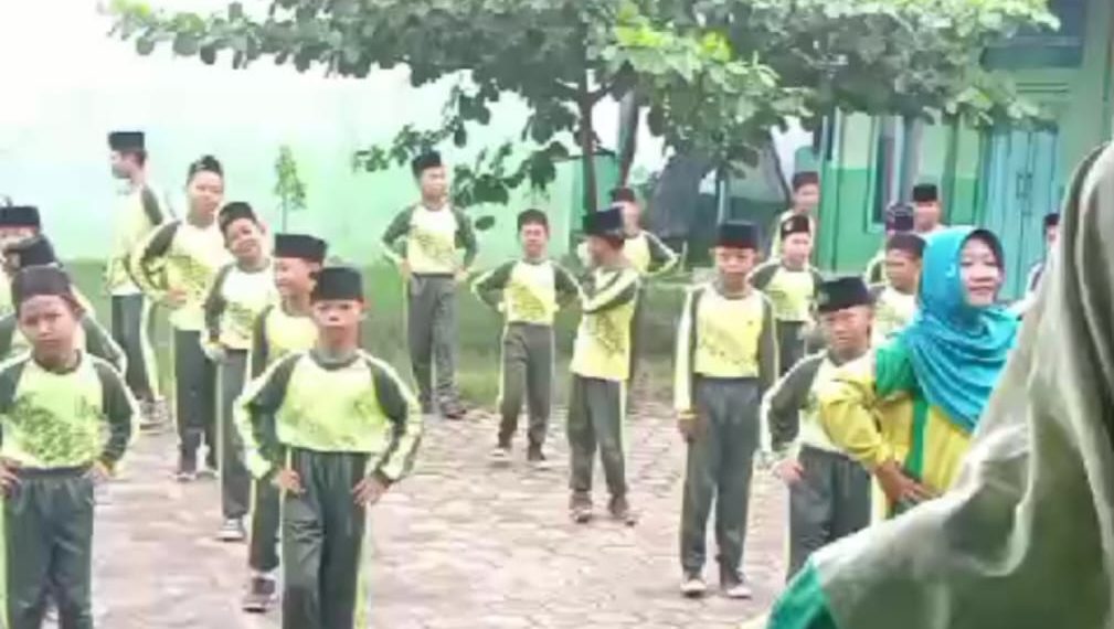 MIS Tanjung Tirto Launching Senam Anak Indonesia Hebat, Kenalkan 7 Kebiasaan Baik Kepada Siswa