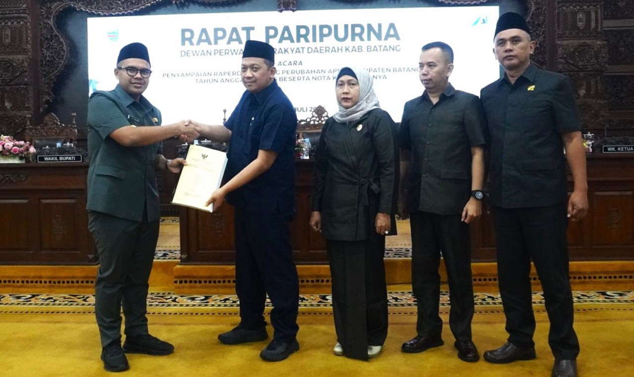 Pemkab Batang Ajukan Raperda Perubahan APBD 2025, Fokus pada Pembangunan Infrastruktur Perkotaan