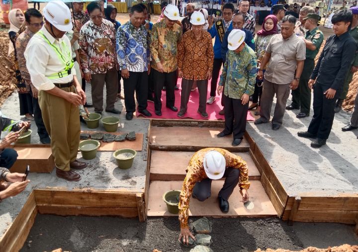 Makin Maju, Unikal Gelar Peletakan Batu Pertama Pembangunan Gedung A Baru  