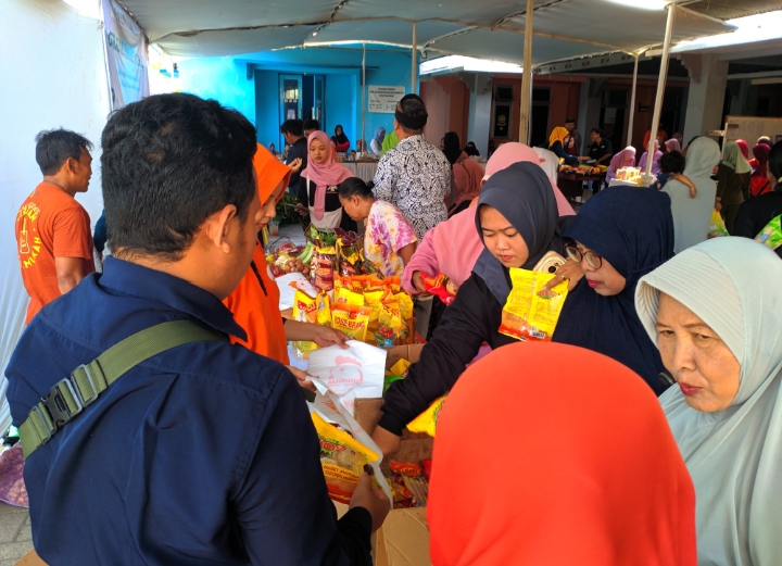 Terpantau Stabil, Tawaran Harga Sembako dari Retail Ayam di Pekalongan