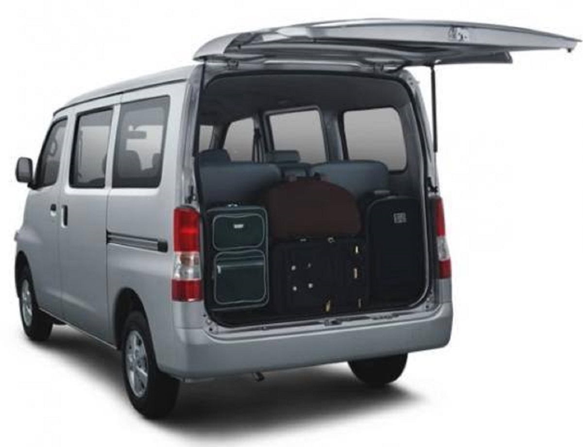 Grand Max Mobil Keluarga, Cocok untuk Keluarga Cemara!