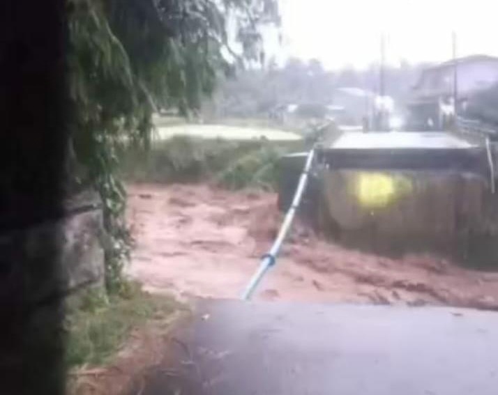 Banjir Batang: Jembatan Kali Belo Tersono Batang Putus Total Diterjang Banjir 