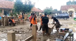 Hingga H+14 Banjir Bandang, Pembersihan Lumpur di Wilayah Banjir di Pekalongan Belum Kelar
