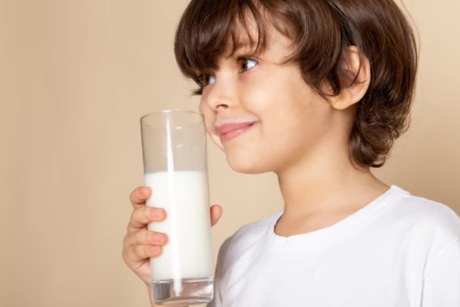 Jarang Diketahui, 8 Manfaat Minum Susu Kental Manis Setiap Hari untuk Anak