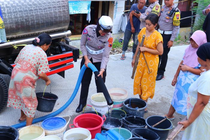 3 Pedukuhan di Desa Kesesi Pekalongan Kesulitan Air Bersih, Sumur Airnya Berkapur