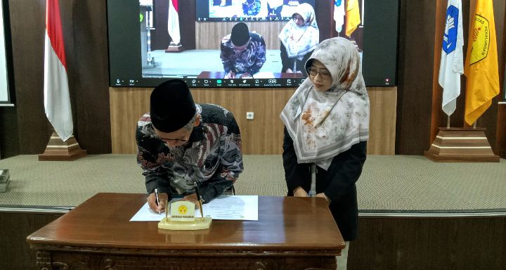 Prodi Kesmas Unikal Terjunkan Mahasiswa PBL di Lingkungan Pesantren 