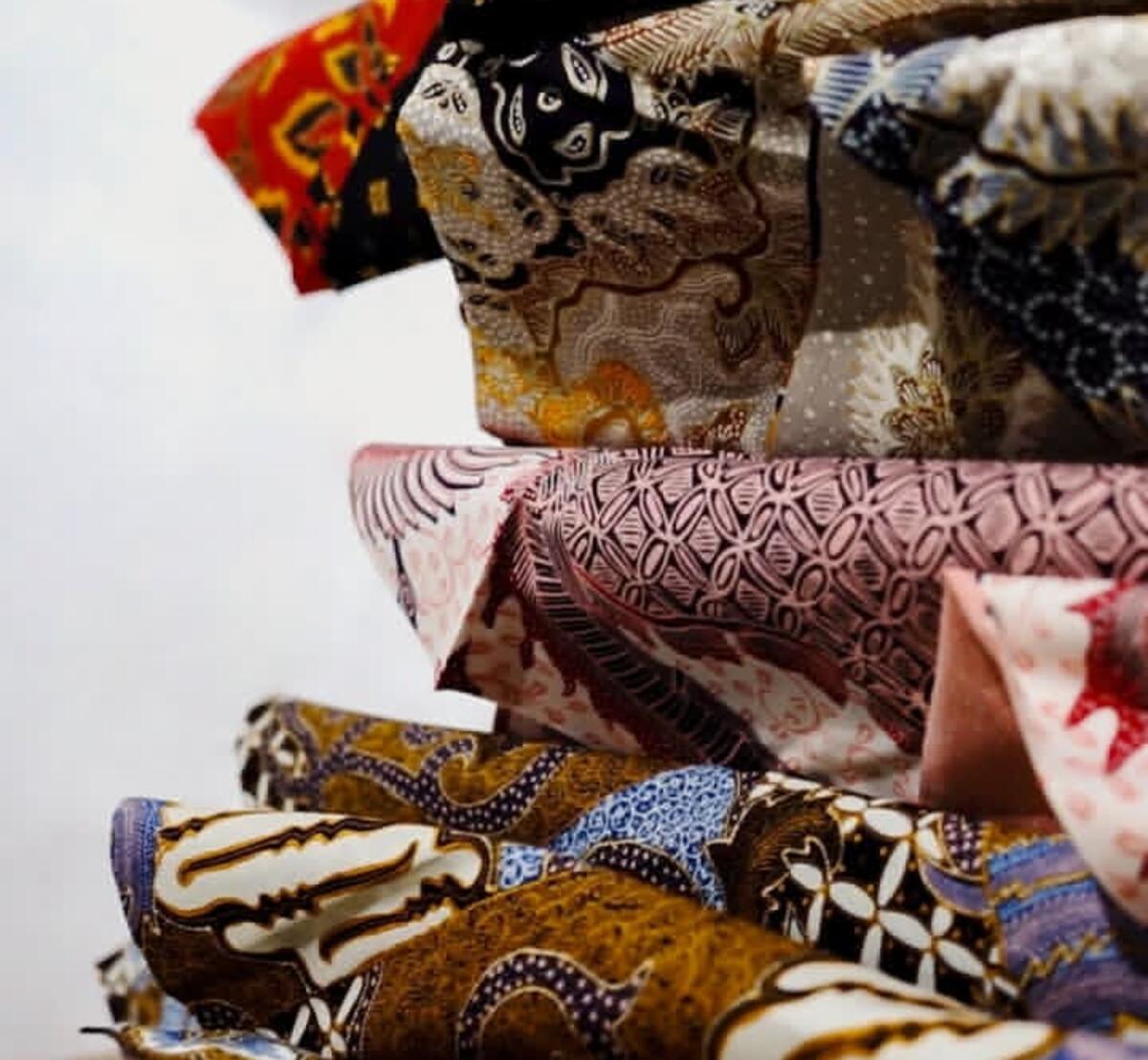 Karakteristik  dan Proses Pembuatan Batik Pekalongan Serta Nilai Filosofisnya