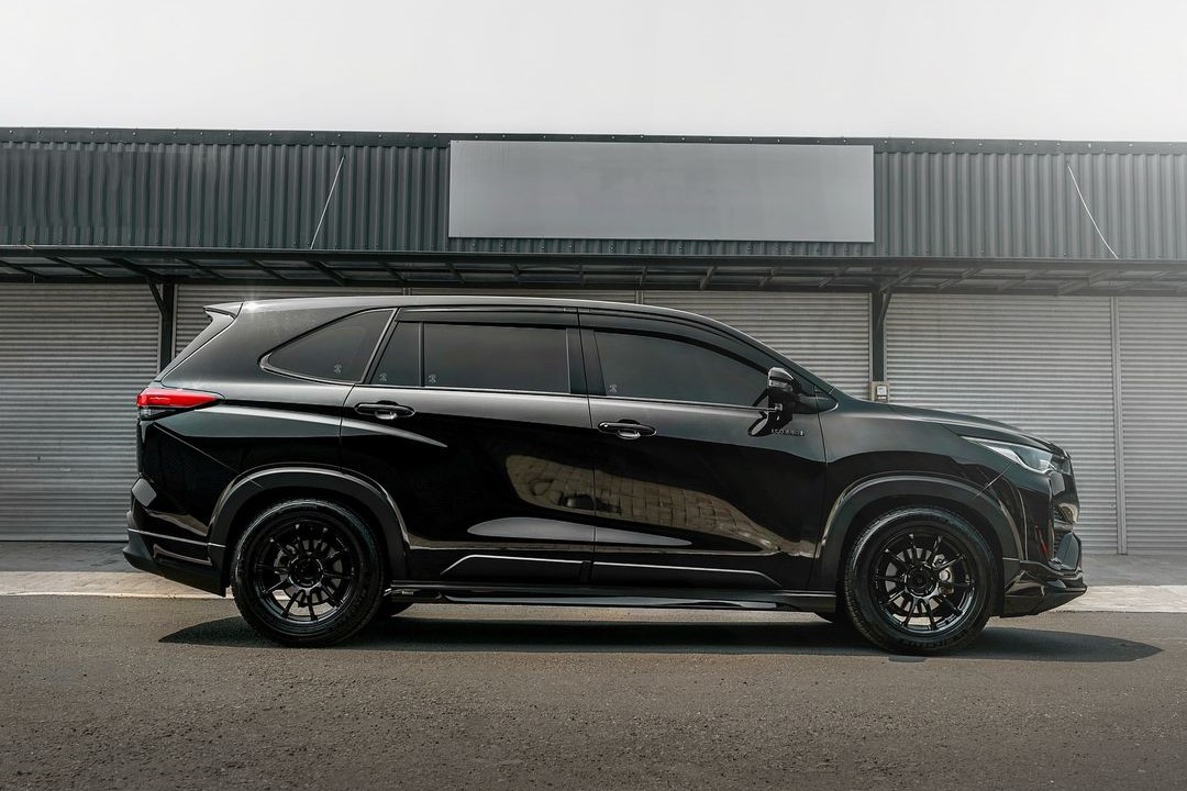 Hadir sebagai Mobil Keluarga Terbaik, Inilah Toyota Innova Zenix yang Punya Desain Futuristik dan Teknologi Ca
