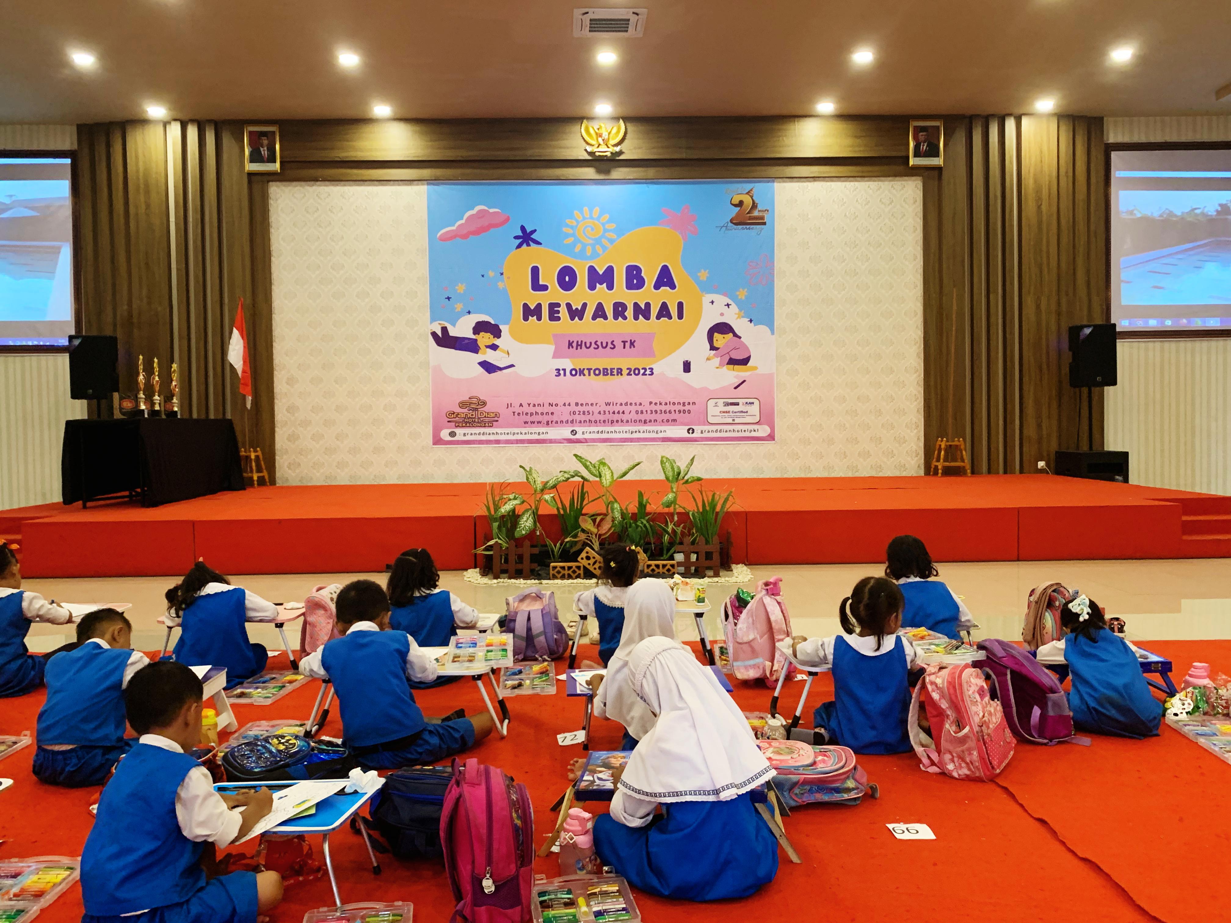 Keseruan Lomba Mewarnai Menuju Hari Jadi ke-2 Grand Dian Hotel Pekalongan