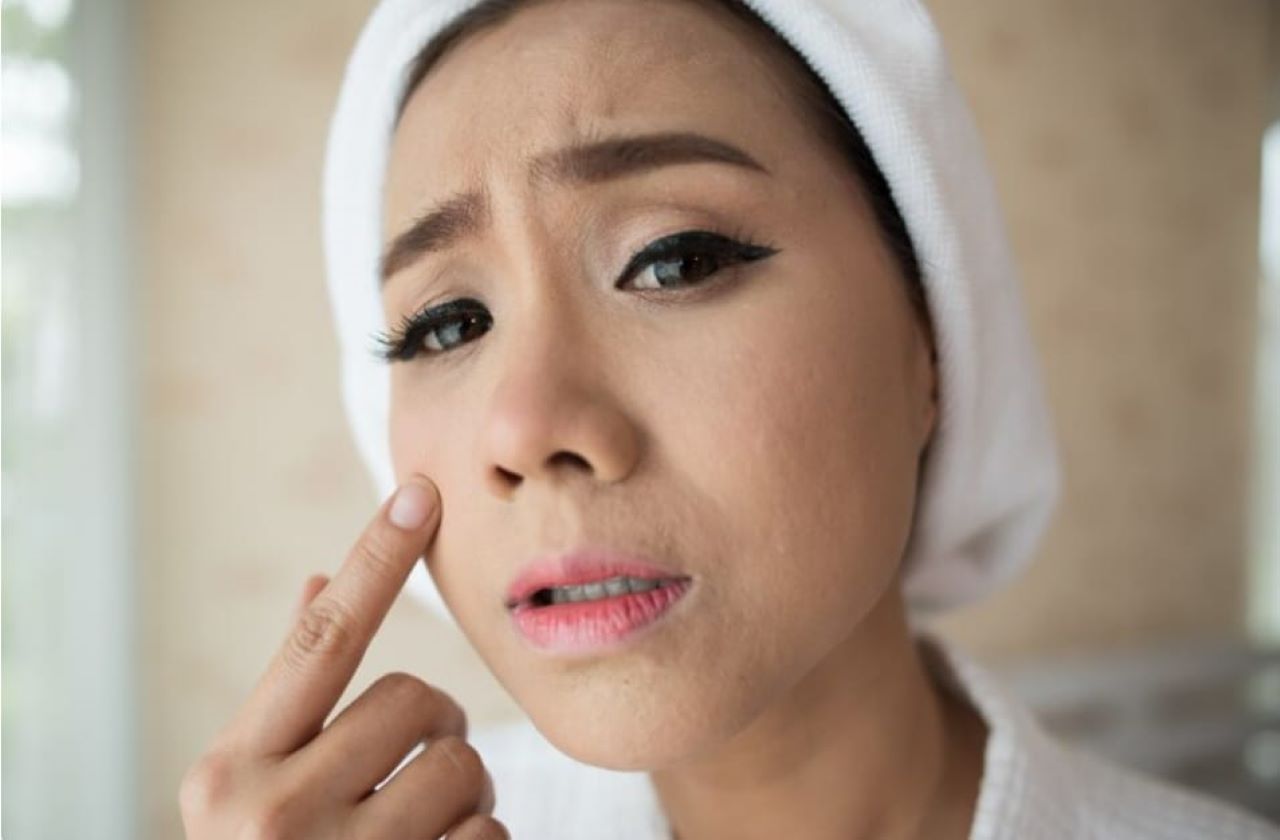 Resep Alami Memutihkan Wajah Kusam Sendiri di Rumah yang Mudah, Flek Hitam Auto Minggir!