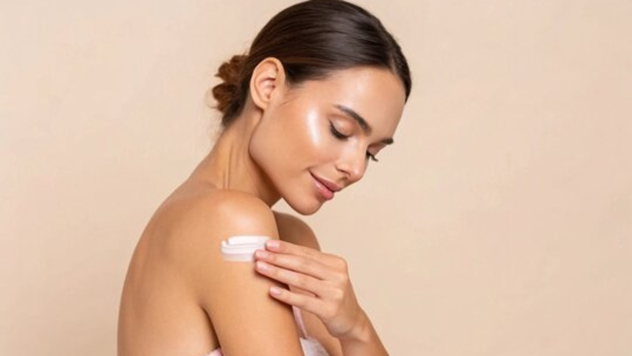 4 Lotion Vitamin E Terbaik untuk Kulit Kering, Bikin Lembab Seharian