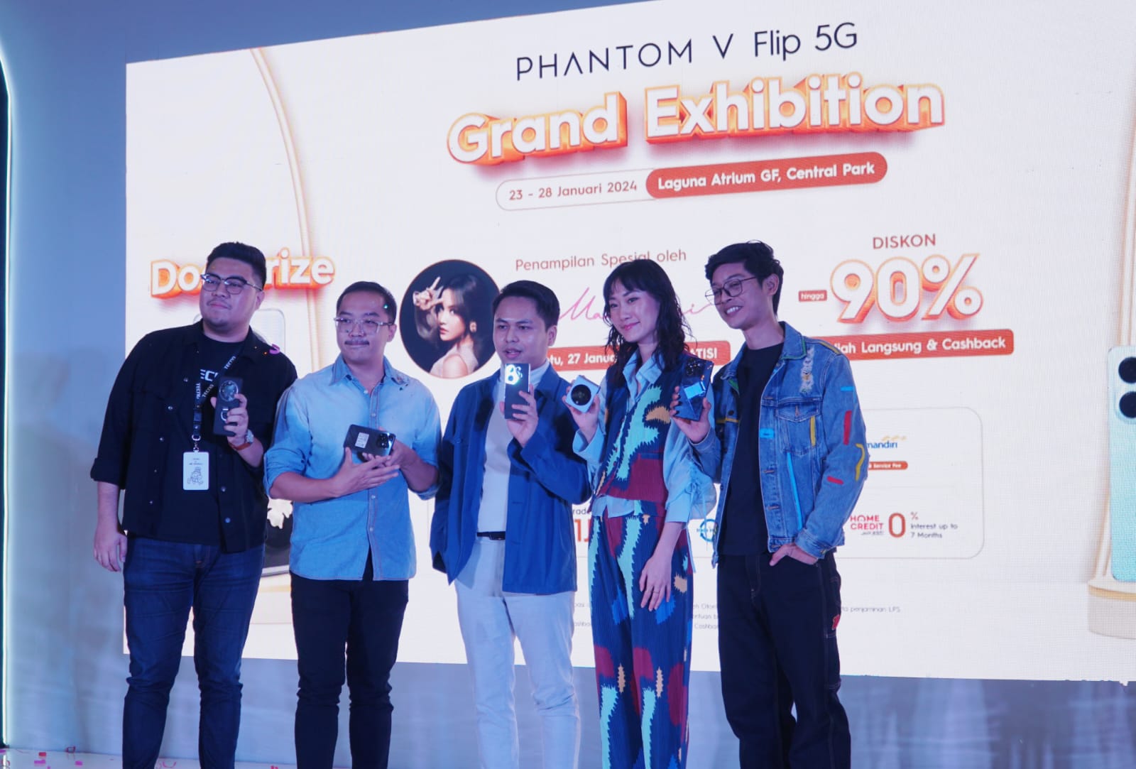 TECNO PHANTOM V Flip 5G Grand Exhibition, Hadirkan Banyak Keistimewaan di Seluruh Lini Produk