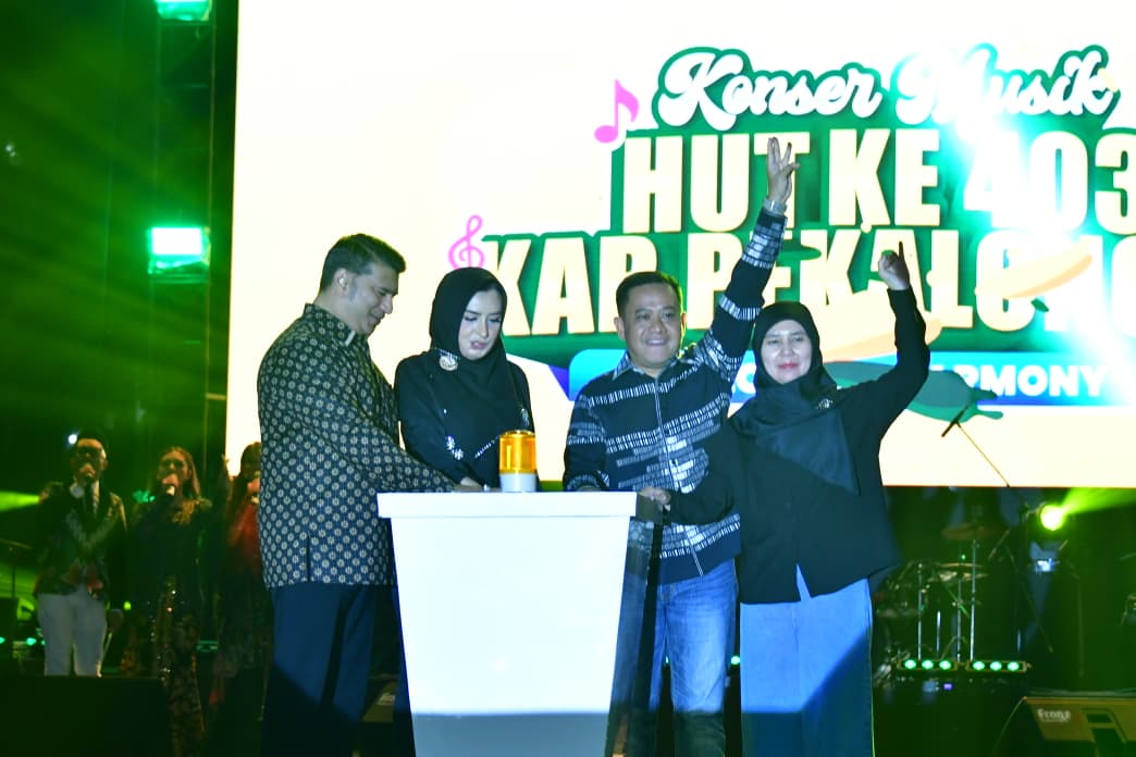 Bupati Pekalongan Fadia Arafiq Resmi Buka Pekan Raya Kajen 2025, Dorong UMKM dan Hiburan Masyarakat