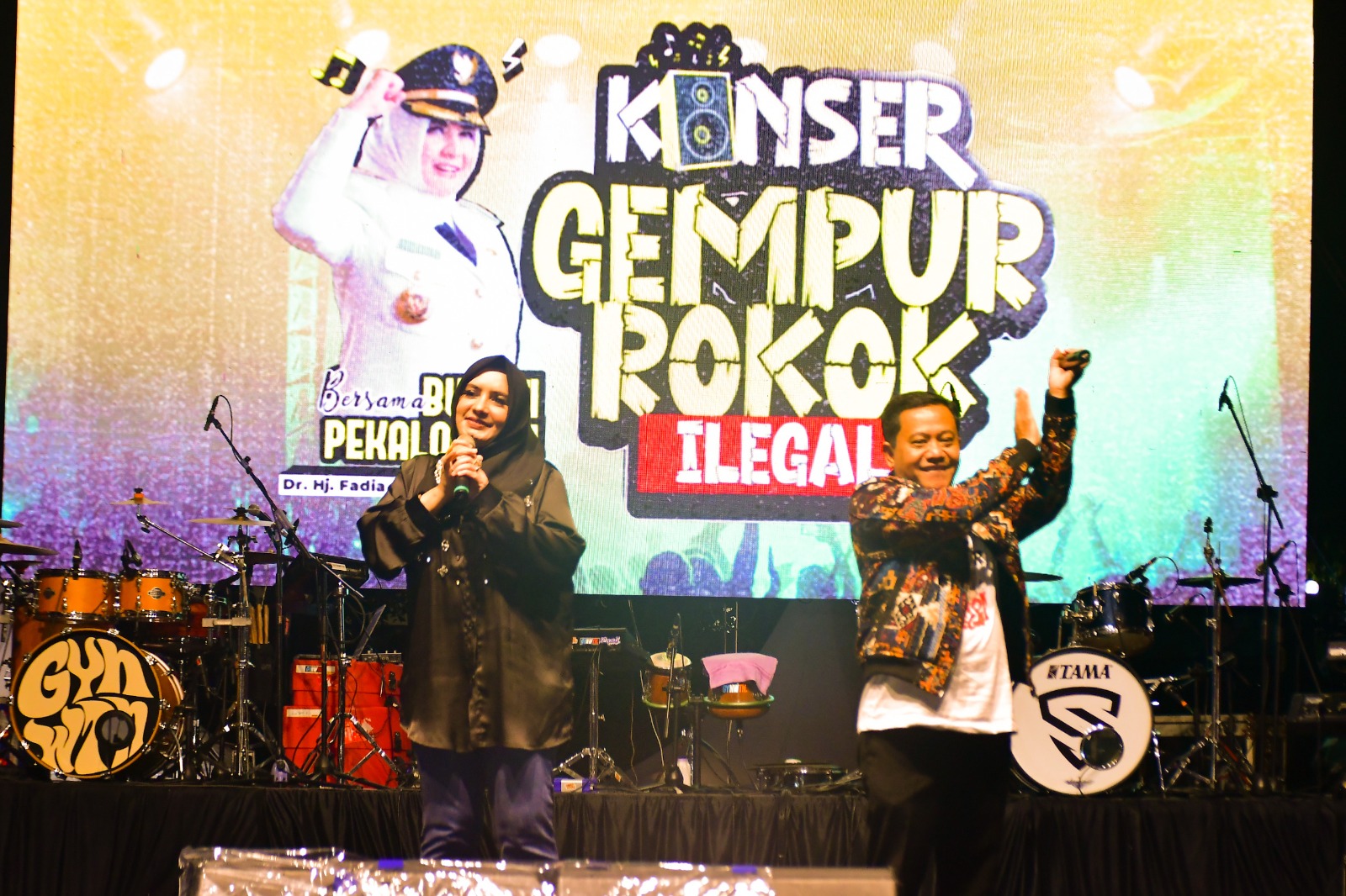 Bupati Fadia Arafiq Ajak Masyarakat Cegah Peredaran Rokok Ilegal Lewat Konser Gempur Rokok Ilegal