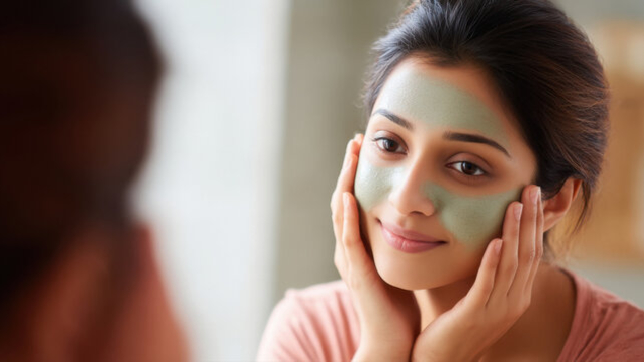 4 DIY Masker Wajah Alami dari Bahan Dapur untuk Memutihkan