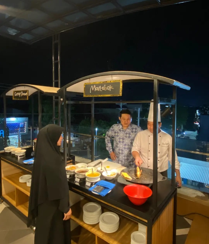 Pojok Angkringan Aston Pekalongan Syariah Jadikan Sajian Angkringan Semakin Naik Kelas