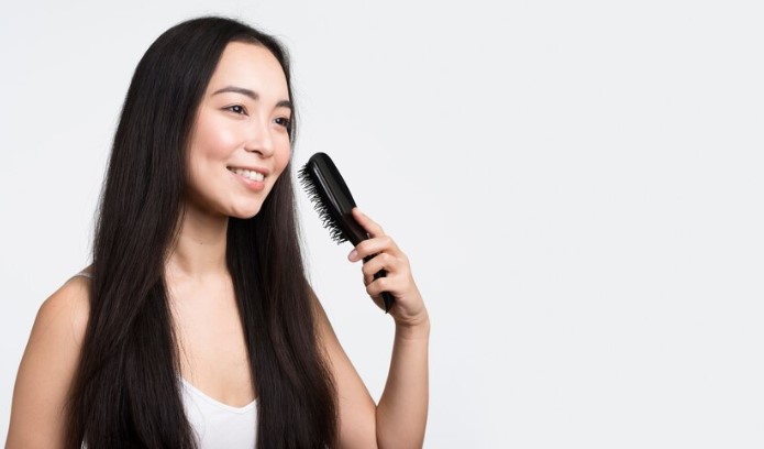 3 Tips Menghaluskan Rambut Secara Alami, Mudah dan Murah!