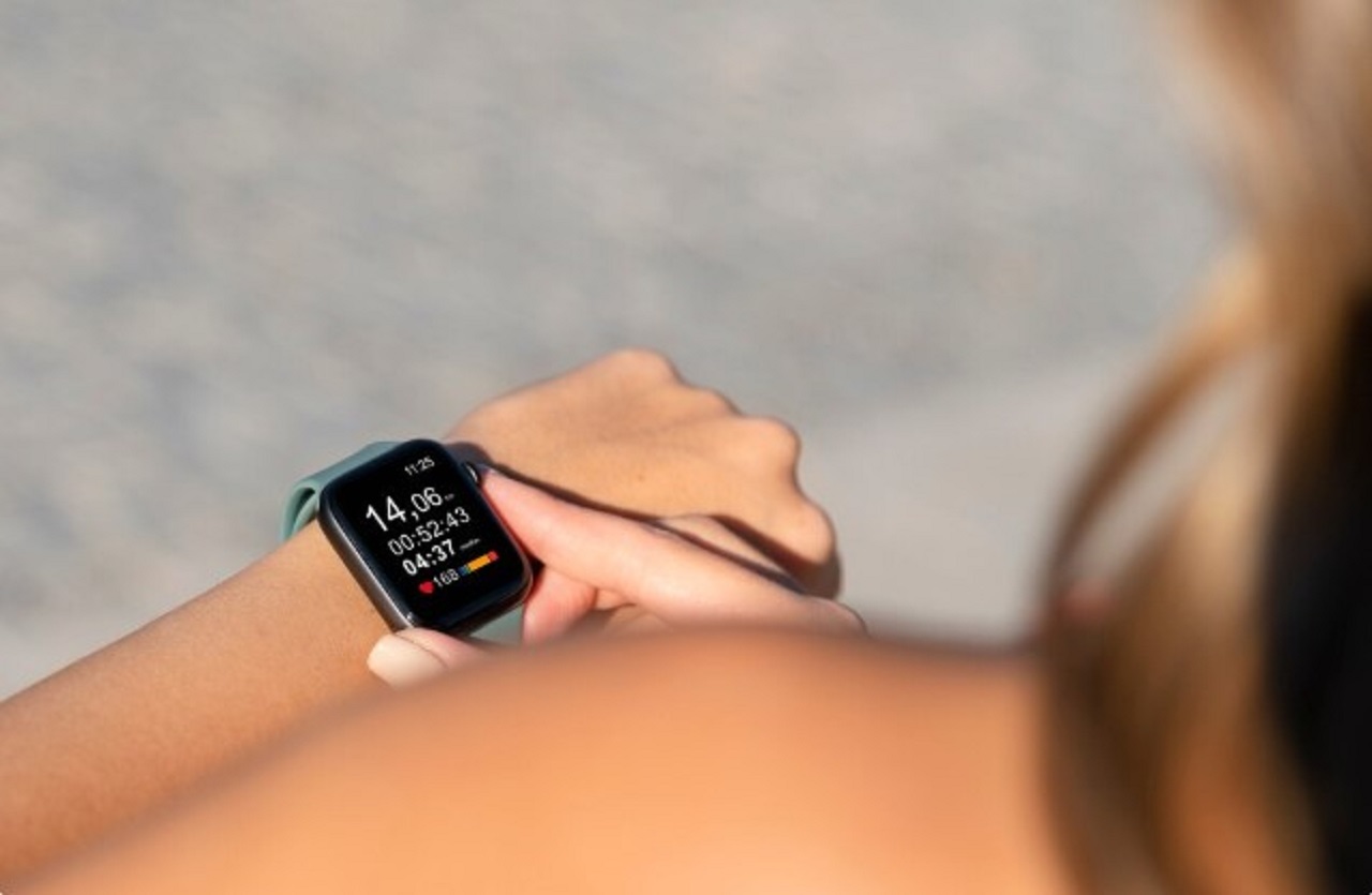 9 Merk Wearable Terbaik untuk Pantau Kesehatan di 2025 yang Wajib Kamu Pertimbangkan