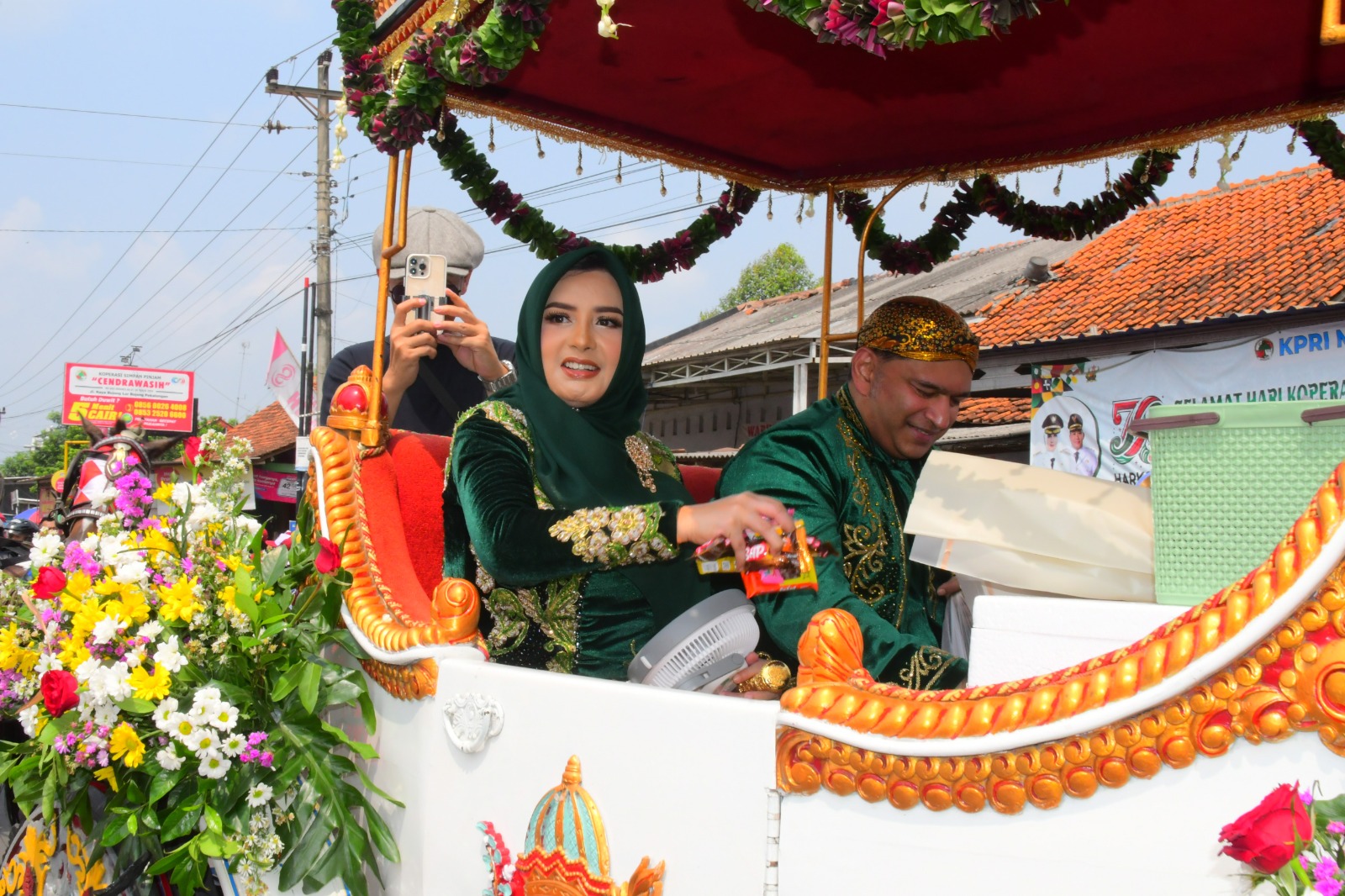 Kirab Budaya Hari Jadi Kabupaten Pekalongan ke-403, Bupati Fadia Arafiq: Pesta Rakyat untuk Semua