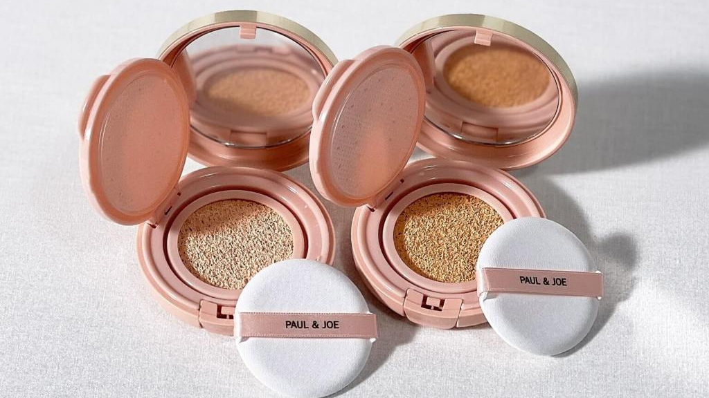 4 Cushion Minim Oksidasi yang Bikin Wajah Glowing Seharian