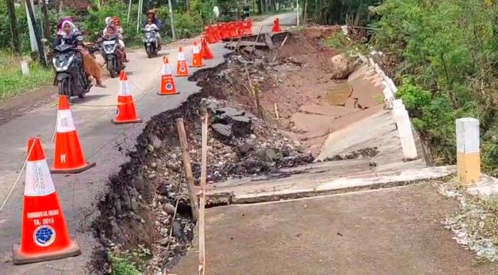 Jalan Ambles di Pantianom Kian Parah, Penanganan Tunggu Penganggaran 