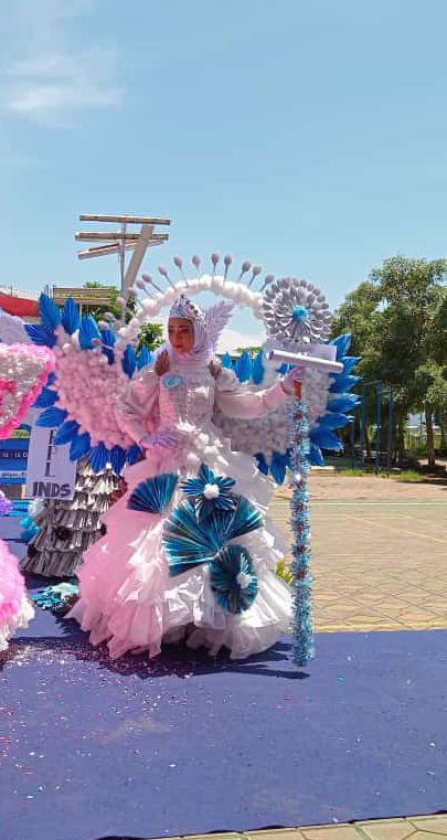 Menakjubkan! SMK Ini Mampu Olah Limbah Plastik, Jadi Produk Bernilai Estetik