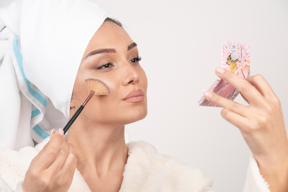 6 Tips Makeup untuk Kulit Kering supaya Tidak Mudah Nge-Crack, Bikin Makeup Lebih Nempel dan Tahan Lama