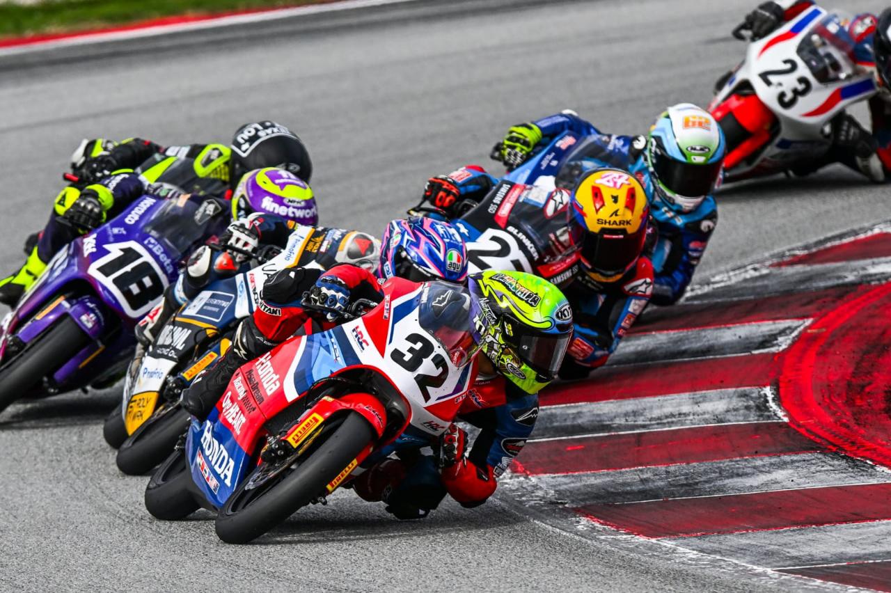 Pebalap Binaan Astra Honda Melesat Kencang di Barcelona Ciptakan Sejarah Untuk Indonesia