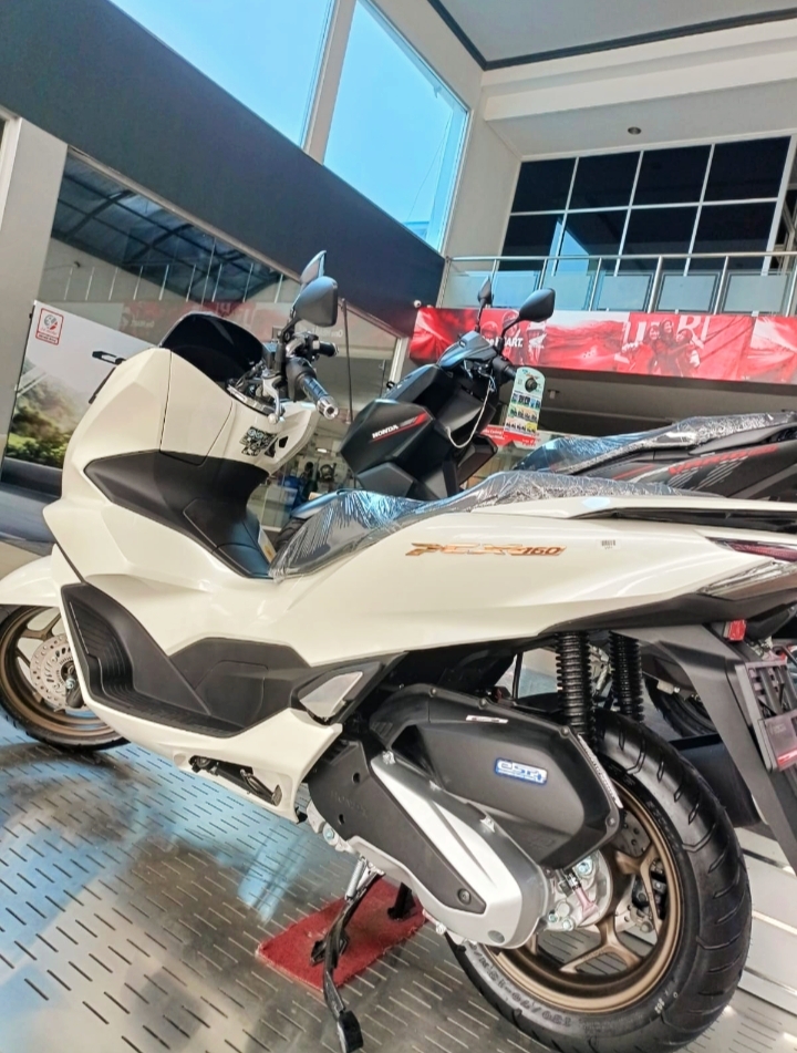 Kredit Honda PCX160 Terbaru Awal Tahun dengan Harga Rp32 Jutaan, Segini Besaran DP dan Cicilannya