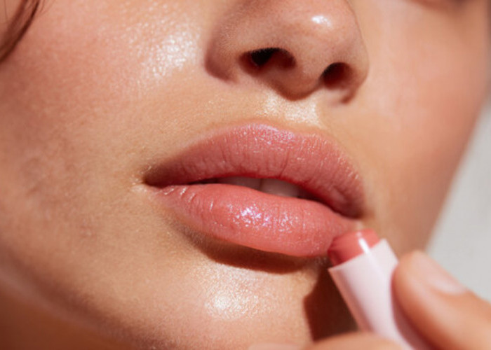 5 Lip Balm yang Bagus untuk Menghilangkan Bibir Hitam Terbaik