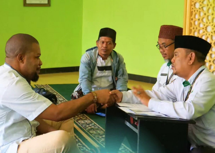 Warga Nigeria Resmi Memeluk Islam, Cyril Mezie Orji Bersyahadat di Kemenag Kabupaten Pekalongan