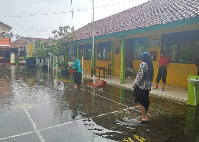 Disdikbud Batang Izinkan Sekolah Gelar Pembelajaran di Rumah selama Banjir, Demi Keamanan Siswa dan Guru