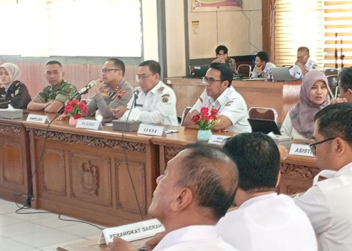 Plt Bupati Pekalongan Sukirman Tekankan Pengendalian Inflasi Jelang Nyepi dan Idul Fitri 2026