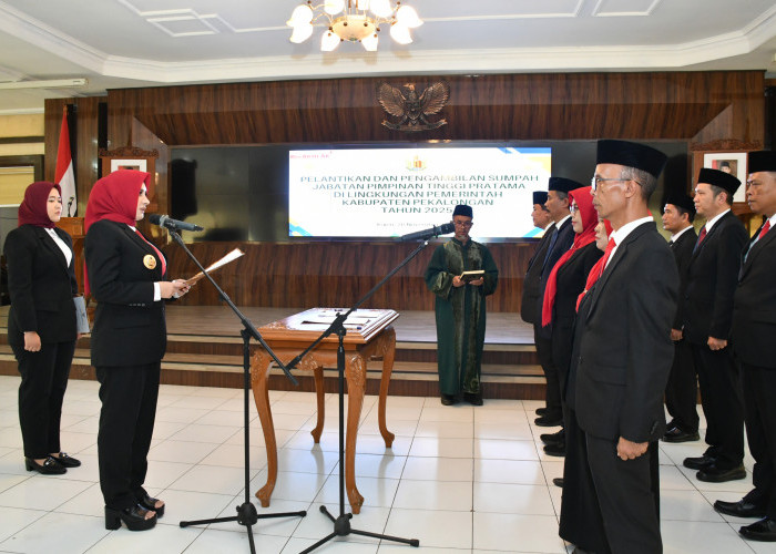 Bupati Pekalongan Fadia Arafiq Lantik 9 Pejabat Baru, Tegaskan Loyalitas dan Komunikasi sebagai Kunci Kinerja